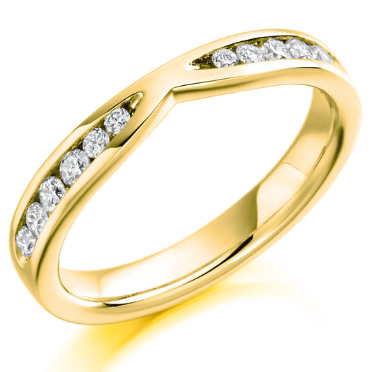 18ct Gold Shaped Diamond Ring